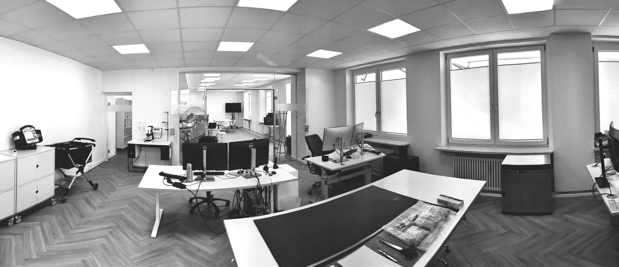 RAKKOON studio, TKS 210